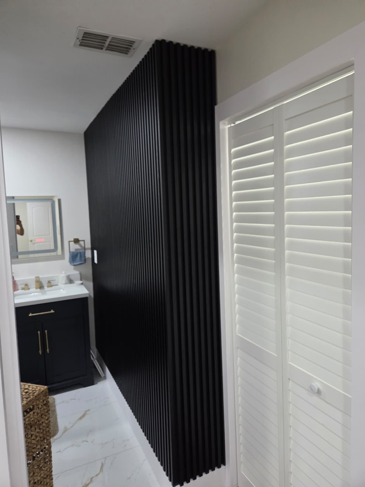 Custom Accent Walls & Bath Details gallery 4